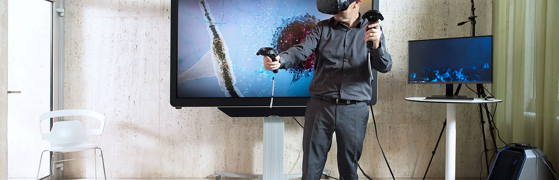 Wie virtuelle Realität die Entwicklung neuer Medikamente unterstützen kann