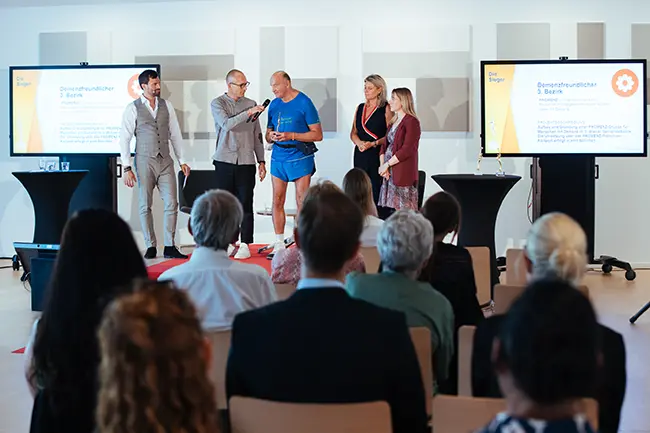 Ansprache eines Gewinners beim PIA Award