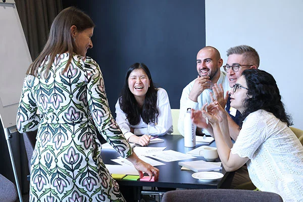 Das Forum bot praxisnahe Einblicke in die Pharmaindustrie, förderte Networking und die Entwicklung innovativer Lösungen