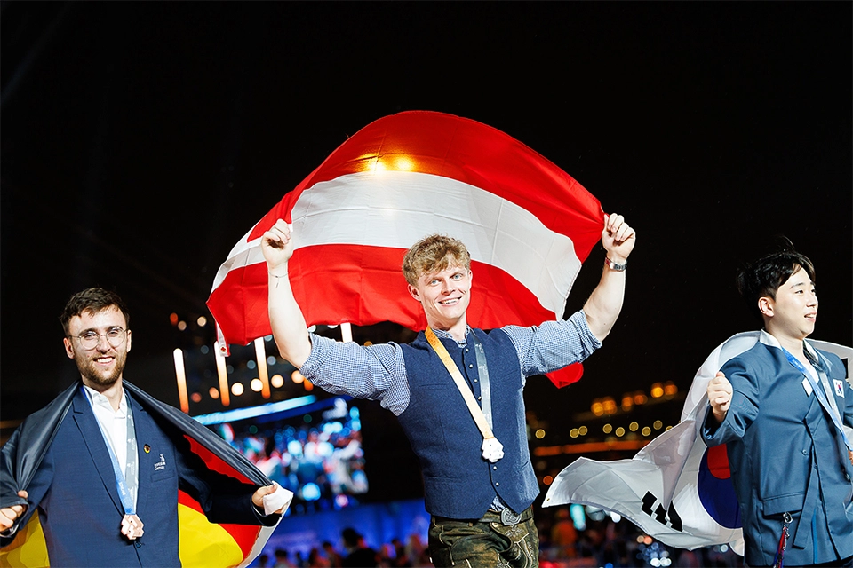 Vincent Track sicherte sich die Silbermedaille bei den WorldSkills 2026. Bildnachweis: SkillsAustria/Wieser/Slovencik