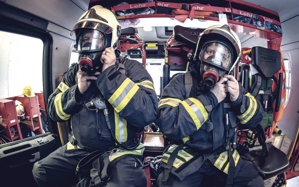 two chemicals fire brigades