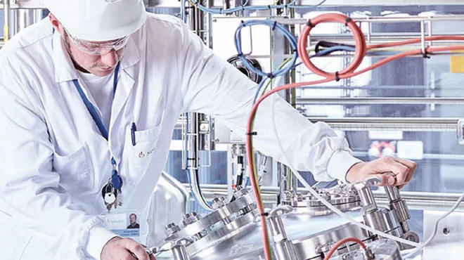 Novartis Produktion - Image für Unternehmenspublikation