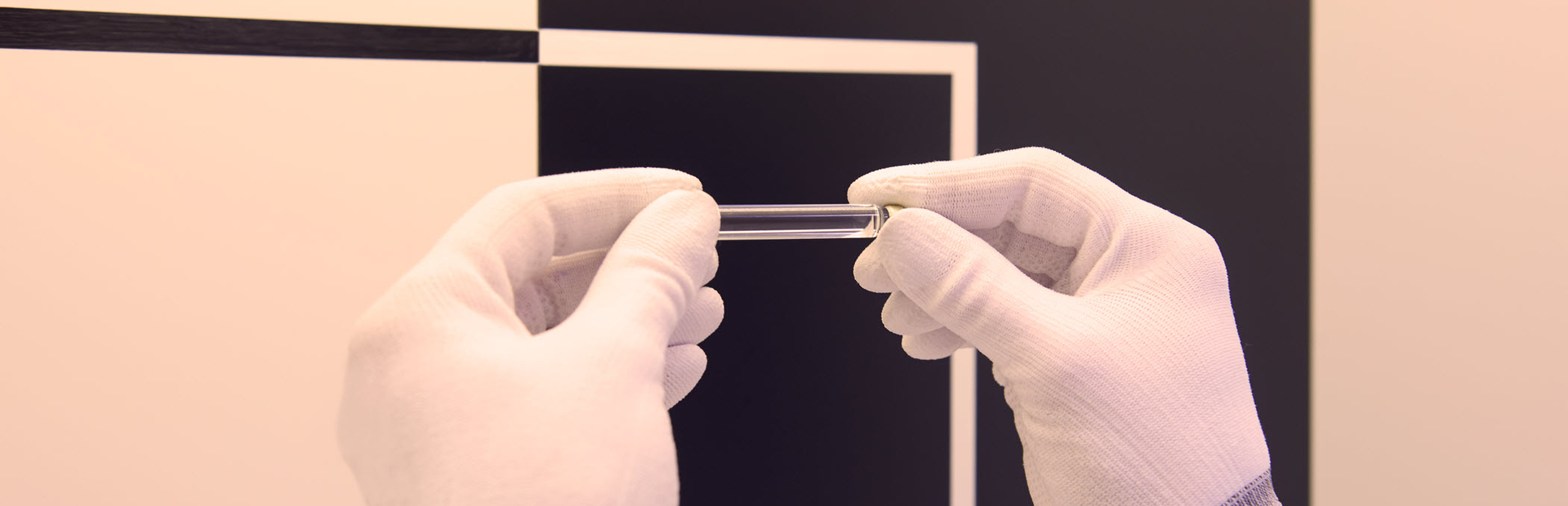 Een spuit klaarmaken voor injectie