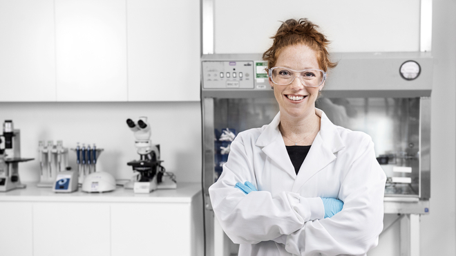 Woman scientist in lab