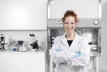 Woman scientist in lab