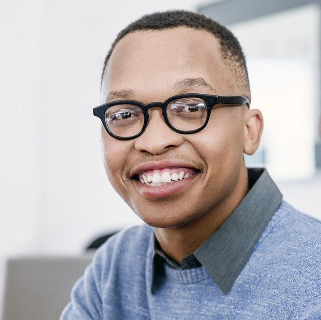 Dialogue entre deux personnes