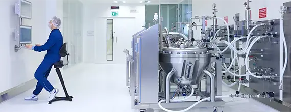 Worker in a laboratory