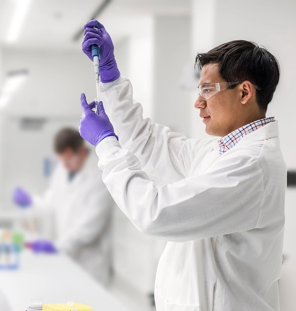 Forskere i laboratorie