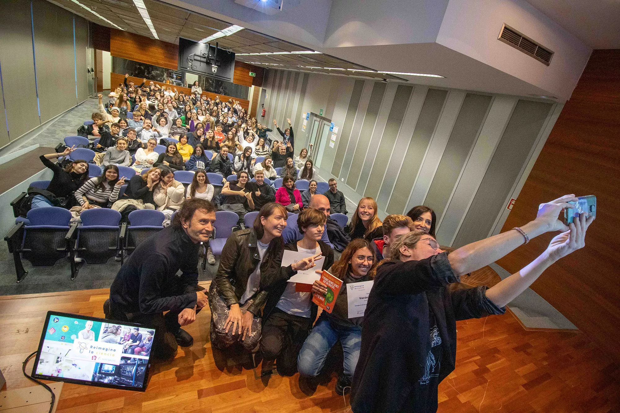 Selfie en gala Reimagina la ciencia Barcelona