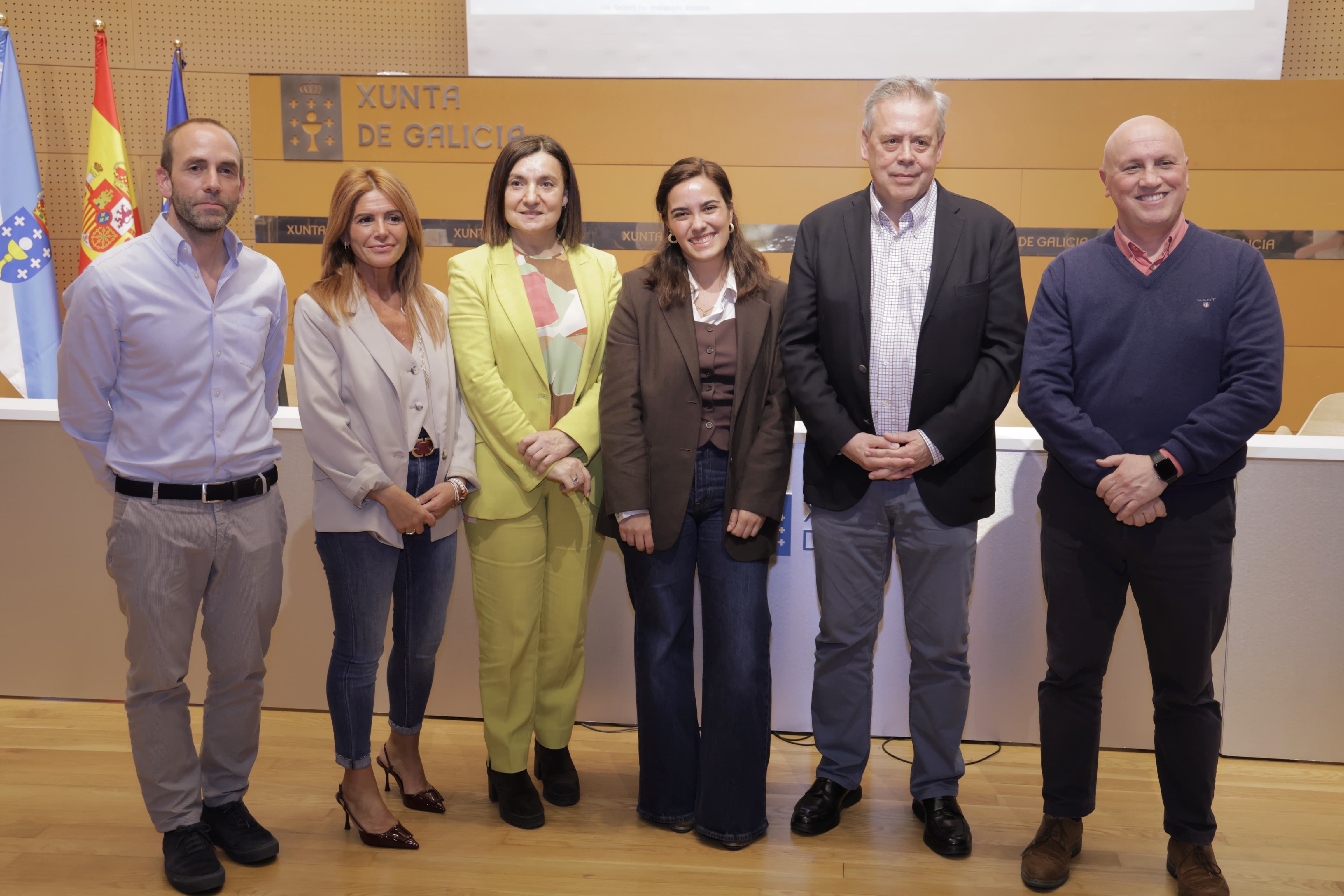 Autoridades asistentes y miembros del jurado de Reimagina la Ciencia Galicia 2025