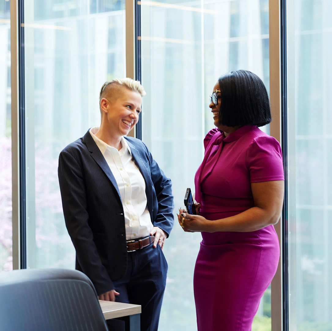 Mujeres en la oficina