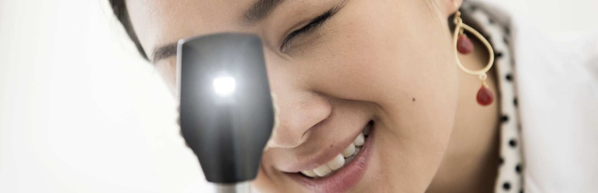 compact_imaging_eye_diseases_AMD_diabetic_retinopathy_age-related_macular_degeneration
