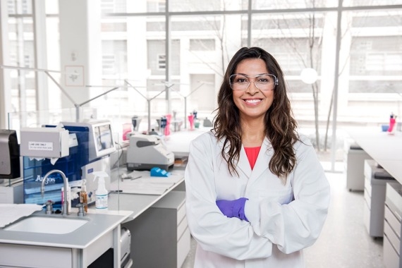 Woman scientist in lab
