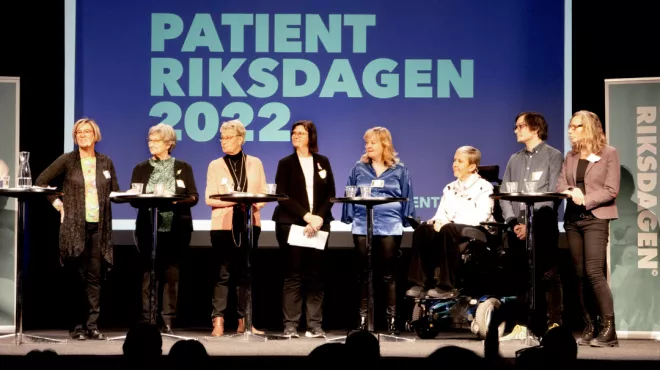 Företrädare för patientorganisationer på scenen under patientriksdagen 2022.