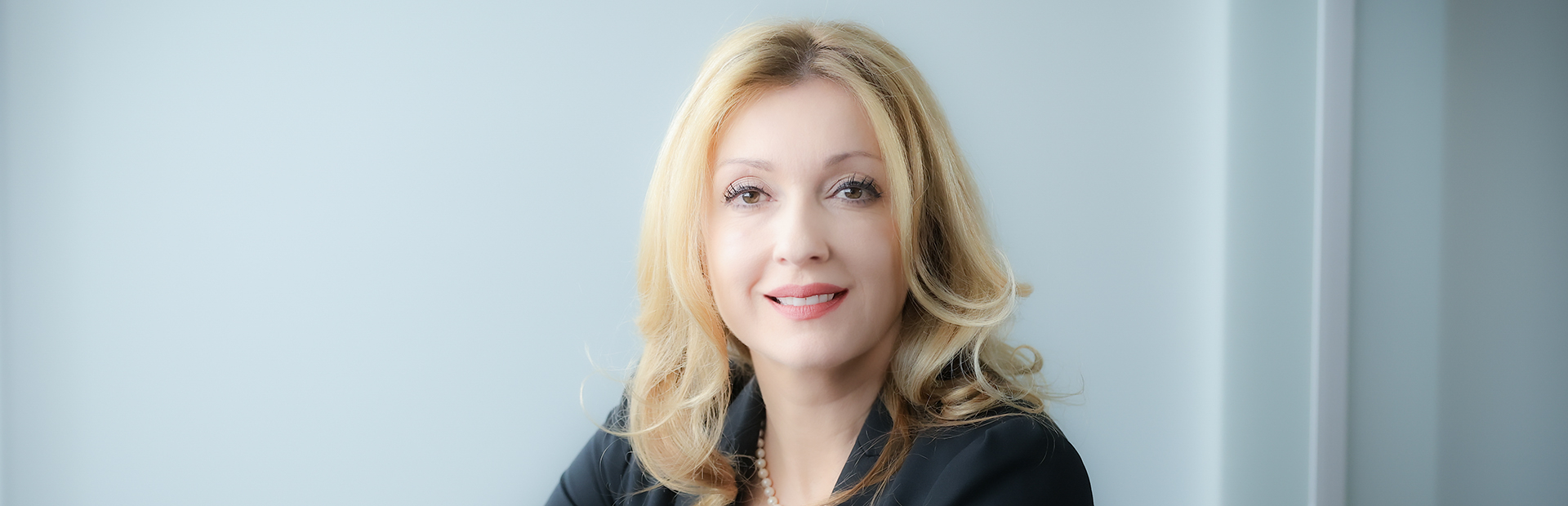 Dr. Mateja Kramer