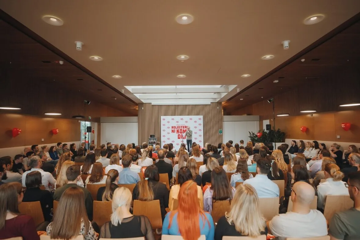 Novartis v Sloveniji s kampanjo Vzemi k srcu.si nad povišan holesterol