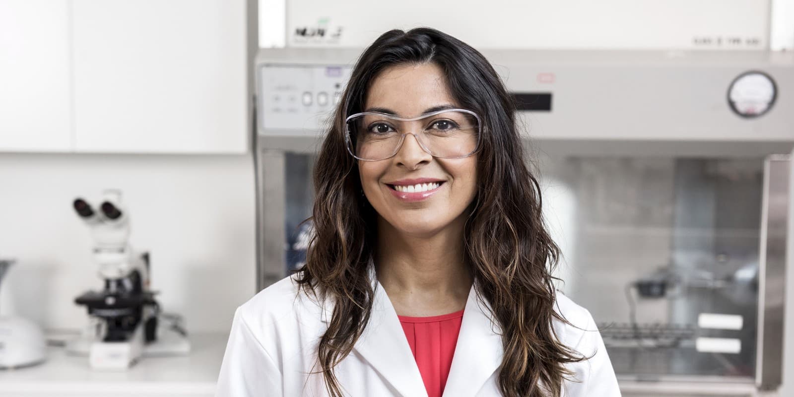 A female Novartis researcher