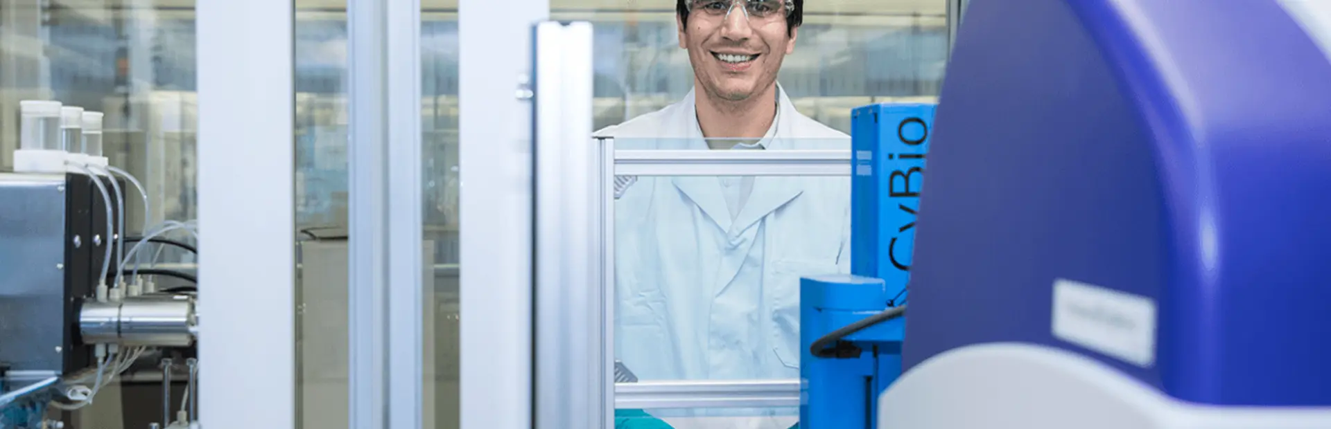 Bernardo Bazet Lyonnet begins his search for a new medicine