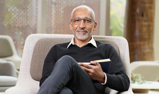 Photo of Thierry Diagana, Head of Global Health and California Sites Head. Thierry was recognized by TIME for breakthrough innovation in malaria, while Victor Bulto, President of Novartis US, was recognized for his leadership in pioneering the adoption of radioligand therapy (RLT) in the US.