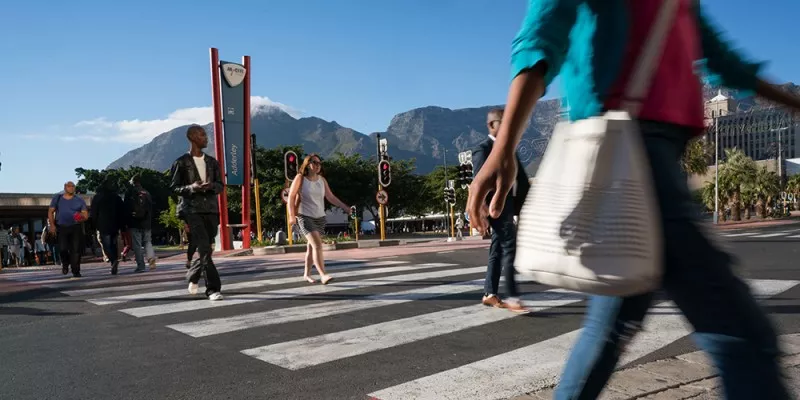 People crossing the street in Cape Town