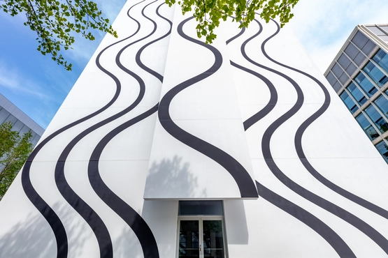 Banting 1 and artwork “Structure of Life” by Claudia Comte, Novartis Campus Basel