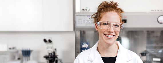 Woman scientist in lab