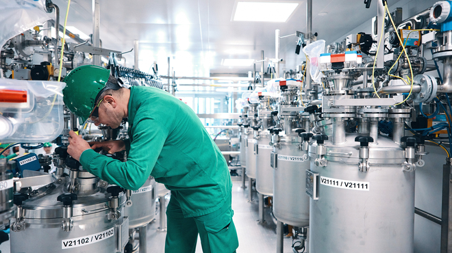 Production specialist manufacturing RNA therapies in Schweizerhalle, Switzerland