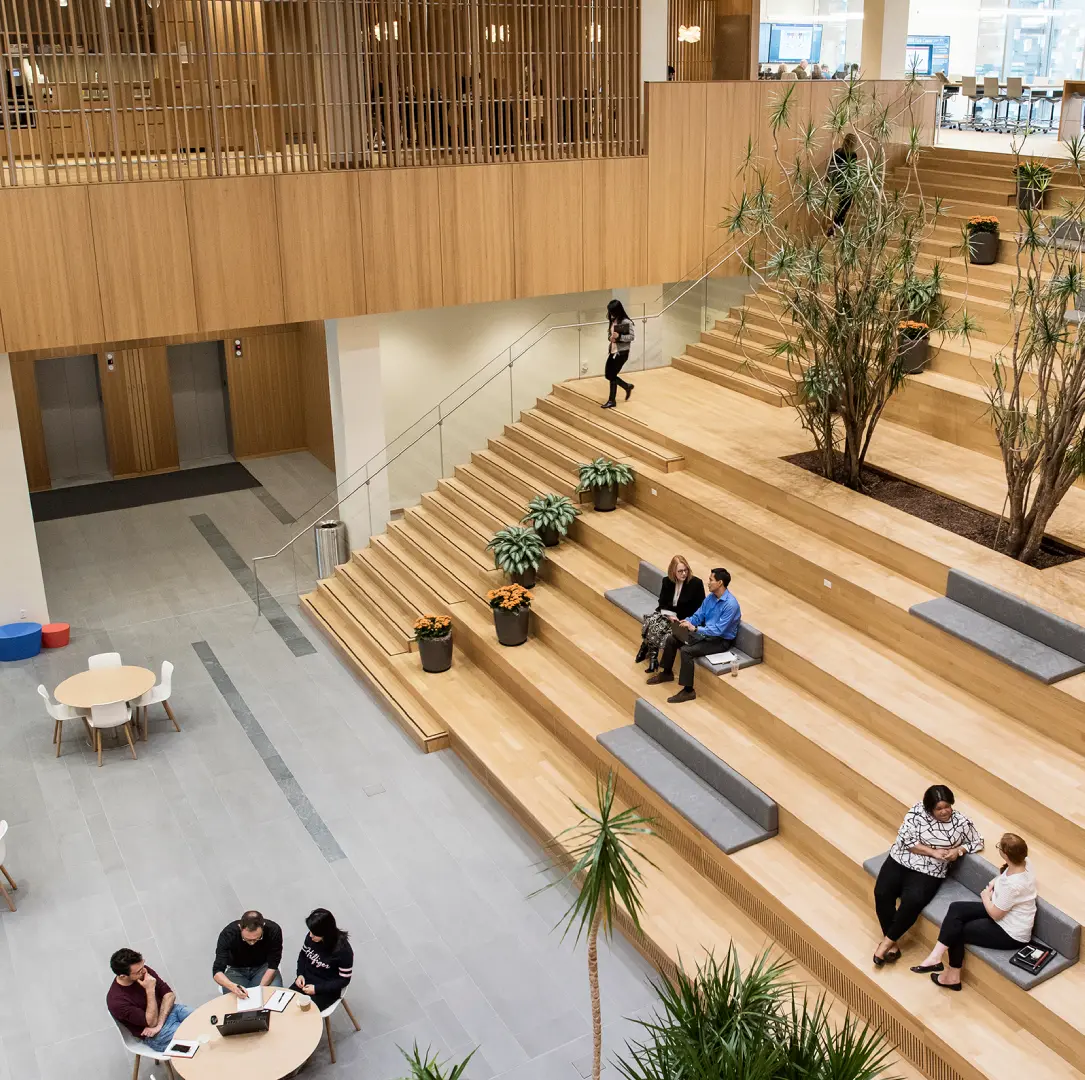 Зустріч в атріумі