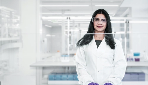 Scientist in laboratory